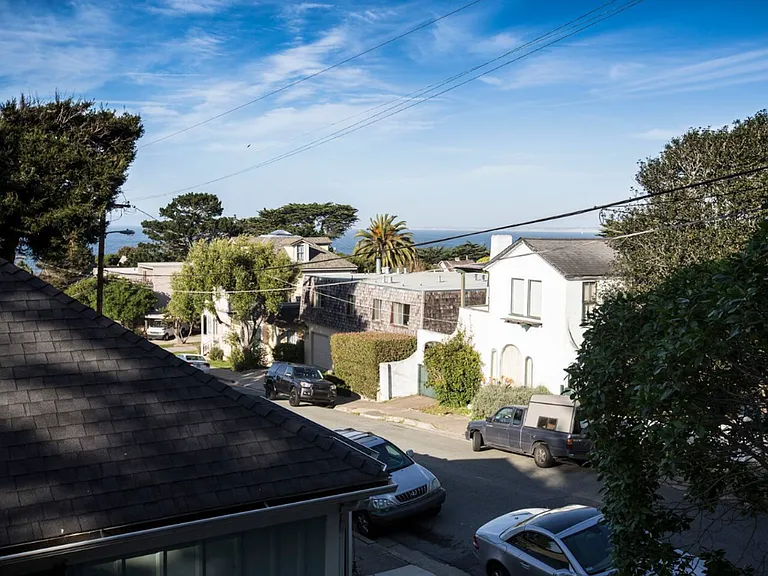 322 Lighthouse Ave #A — Photo 39