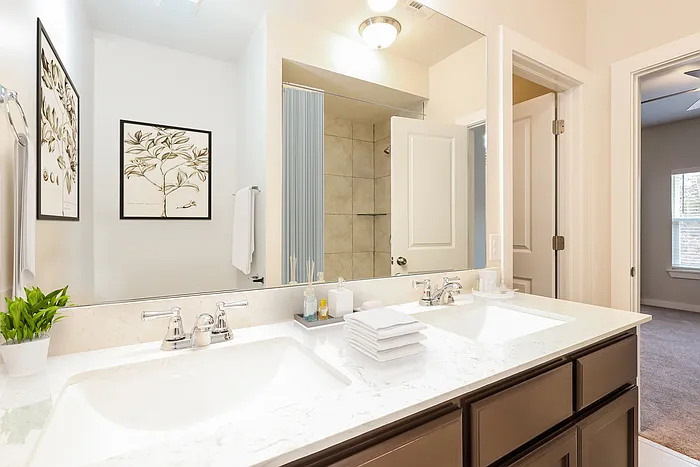 1130 Lakeview Dr — Photo 10