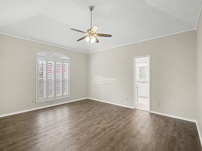 2702 Kingswood Ct — Photo 10