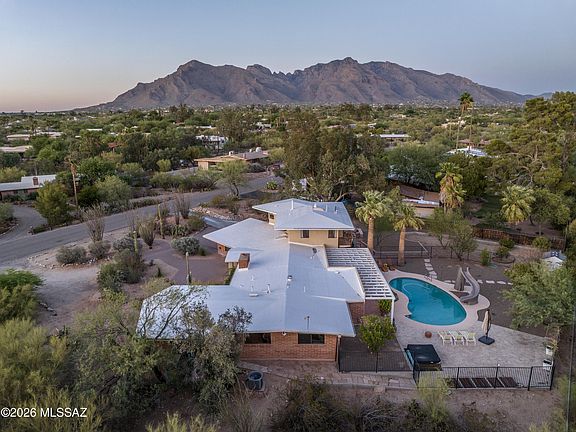4th image of 1115 W Santo Domingo Cir