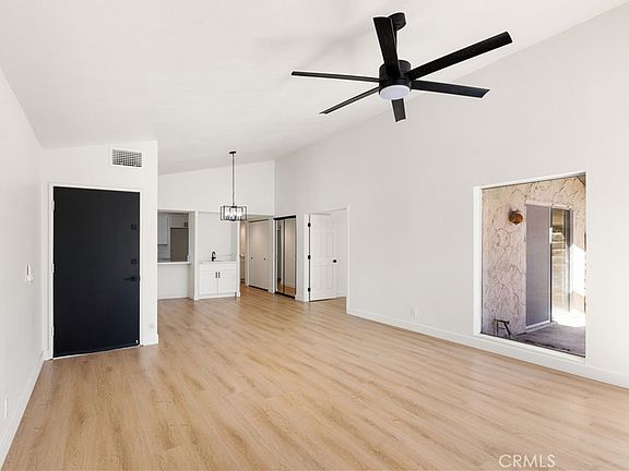 3rd image of 82151 Waring Way