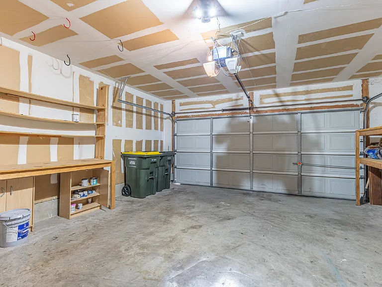 3604 Meade St — Photo 34