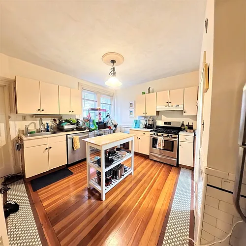317 Saint Paul St #1 Photo 1
