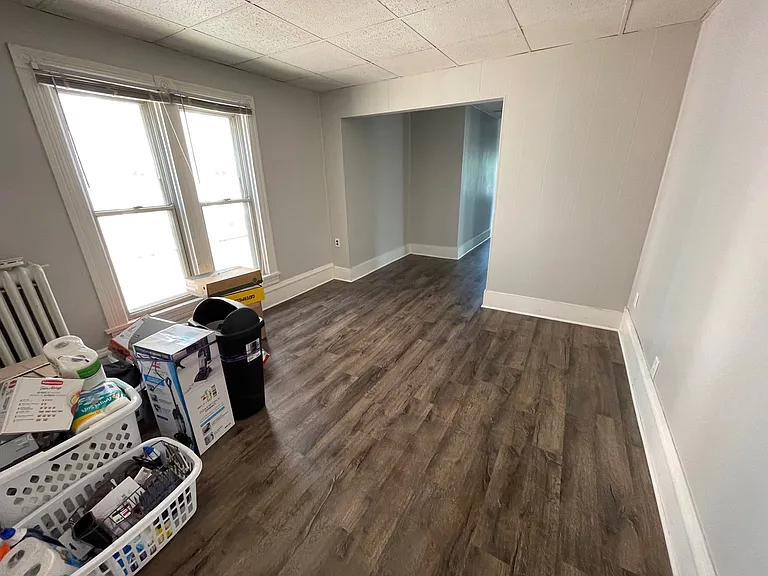 1910 John Ave #3 — Photo 4