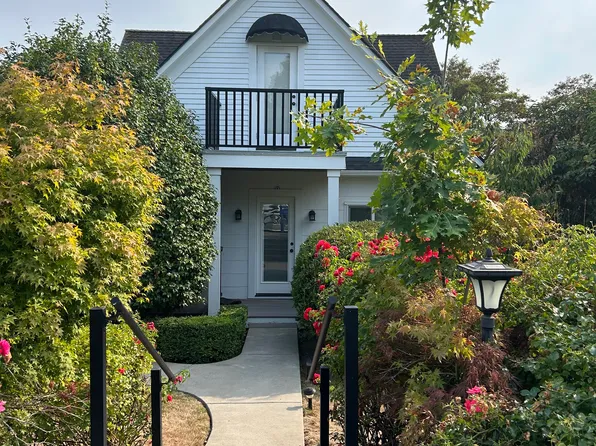 127 6th Ave, Kirkland, WA 98033