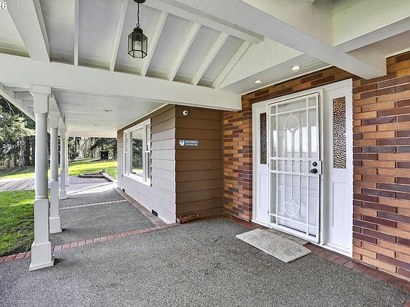 3rd image of 18525 NW Saint Helens Rd