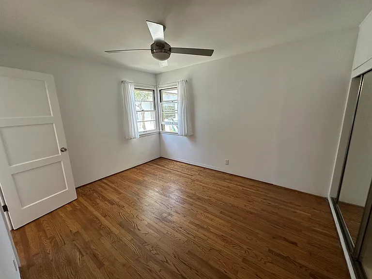 1535 Harvard St #A — Photo 10