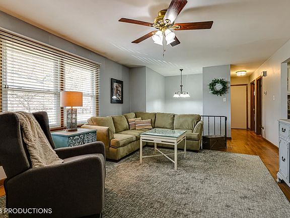 3rd image of 53 Cain Dr