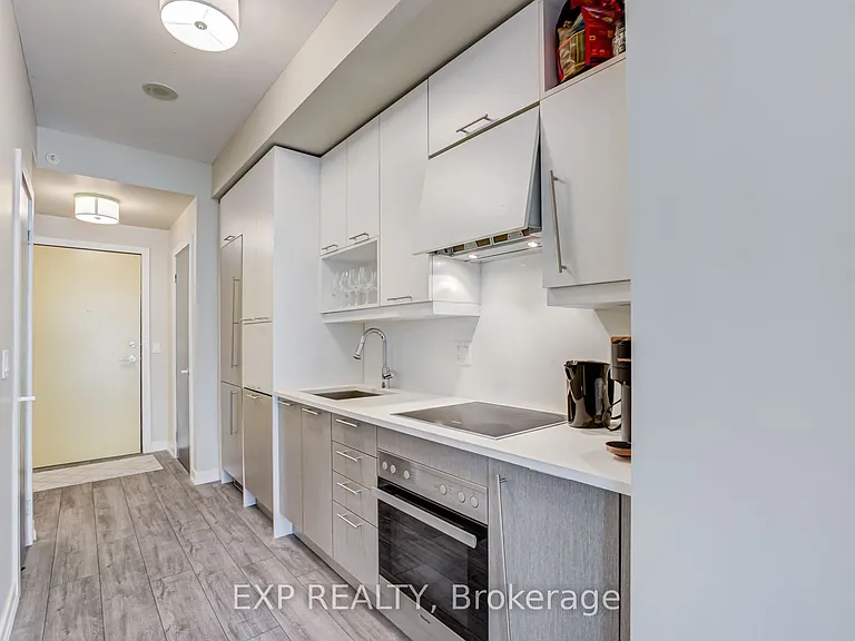 199 Richmond St W #303 — Photo 13