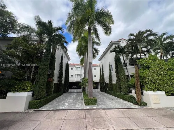 261 Navarre Ave #A-4, Coral Gables, FL 33134