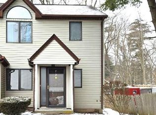 16 Northampton Ln #A7, Plainville, CT 06062