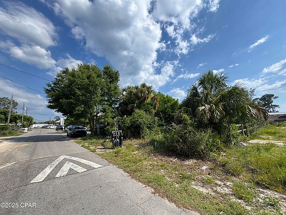 2nd image of 6003 S Lagoon Dr