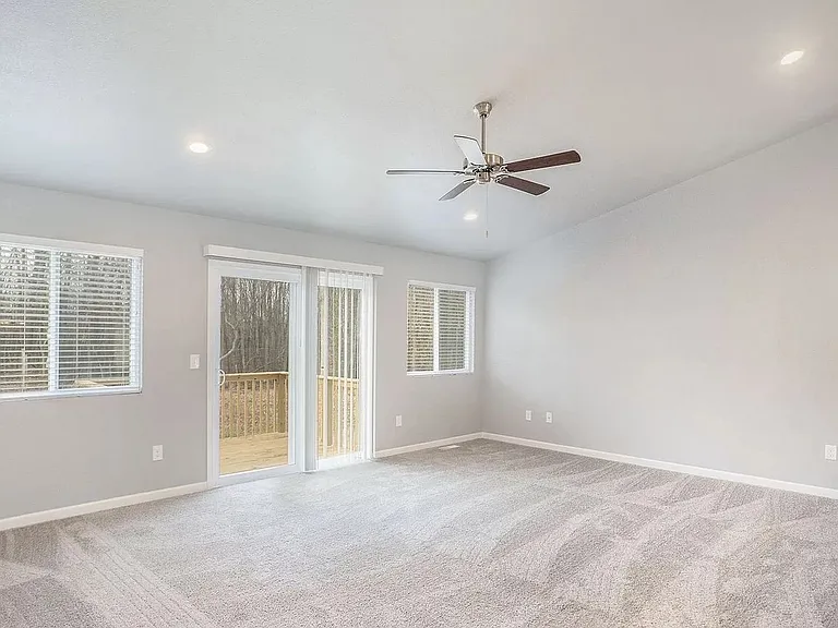 2375 Bethie Dr — Photo 9