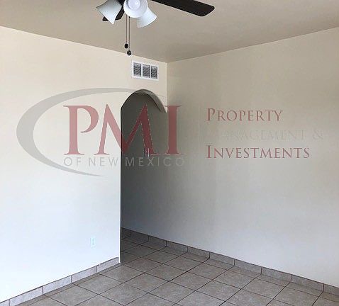 4th image of 5425 Ledesma Dr #2