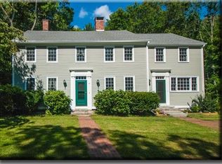 42 River Rd, Merrimac, MA 01860