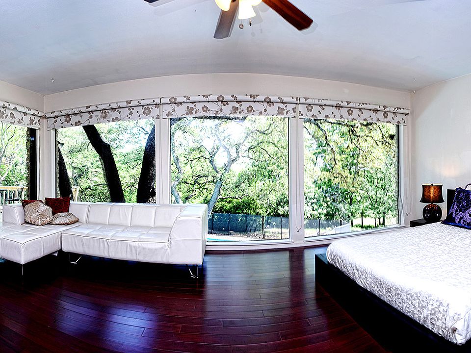 1st image of 9008 Mountain Lake Cir