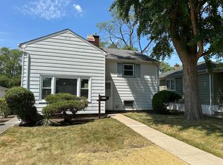 (Undisclosed Address), Lansing, IL 60438