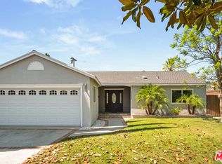 17235 Hatteras St, Encino, CA 91316