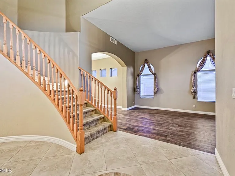 6780 W Amigo Dr — Photo 2