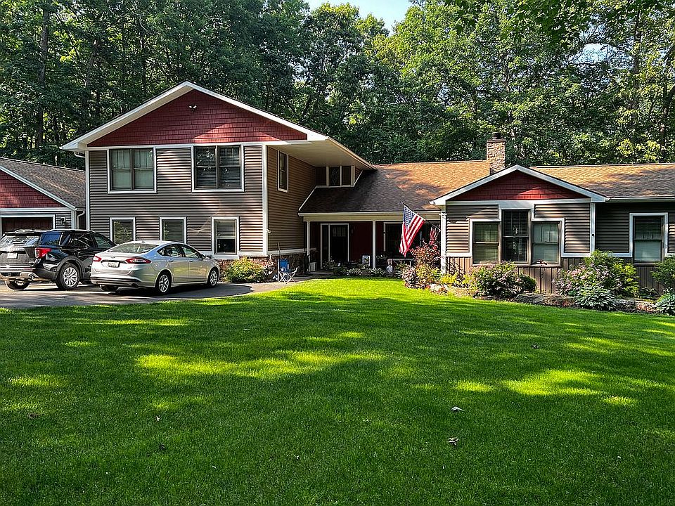 1st image of 685 Crandall Dr