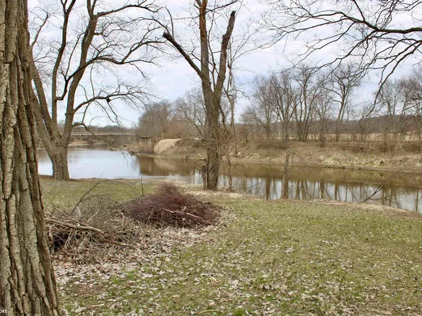 2847 Old Quarry Rd, West Point, IA 52656