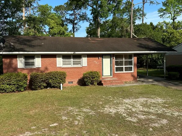 908 Bunche Dr, Valdosta, GA 31601