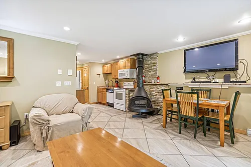 766 E Mountain Rd #A1 Photo 1