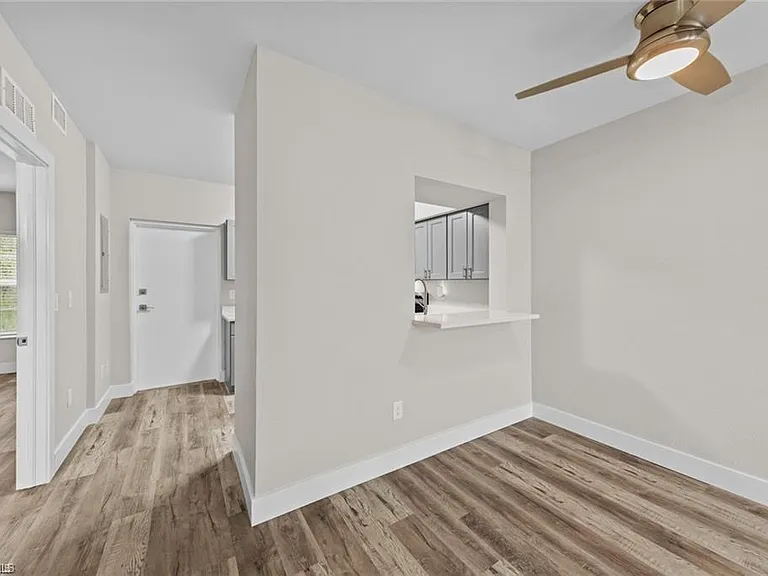 8423 Bernwood Cove Loop #405 — Photo 19