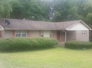 120 W 1st St, Kershaw, SC 29067