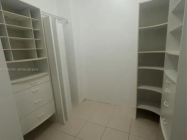 3640 Yacht Club Dr #104 — Photo 7
