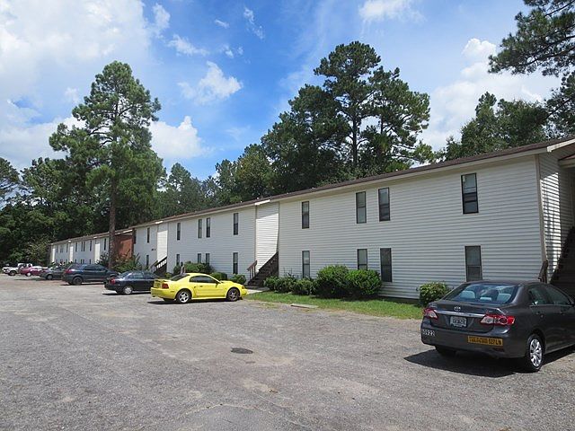 1st image of 2517 Forrestwood Dr
