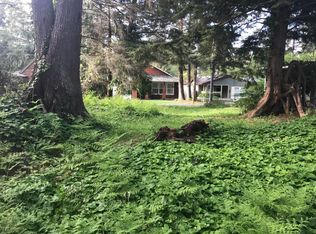 208 E Harrison St, Cannon Beach, OR