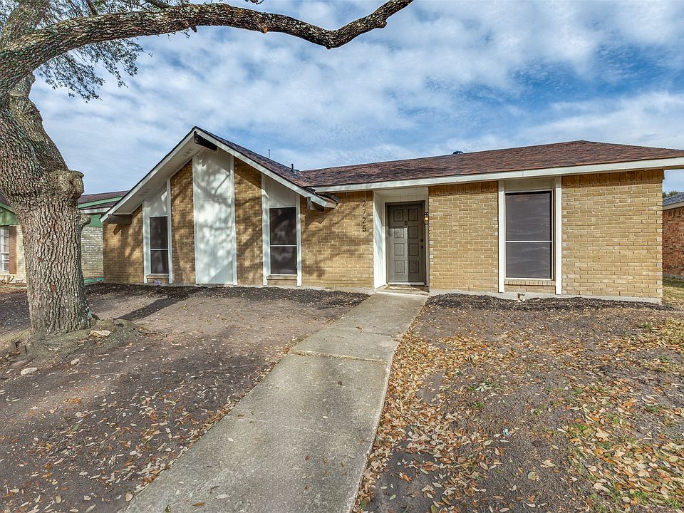 1st image of 2725 Clover Valley Dr