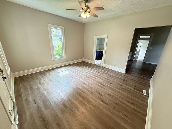 5th image of 30 W Anderson St