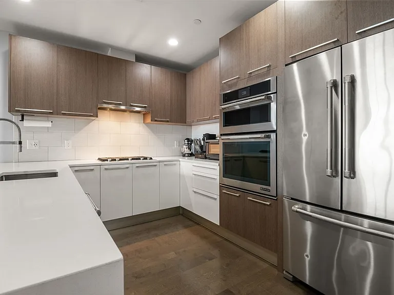 150 Dorchester Ave #611 — Photo 8