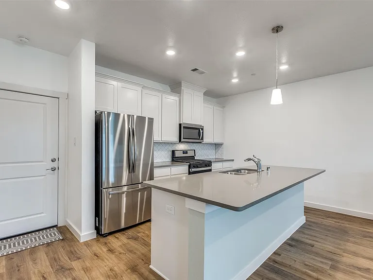 3891 Pine Leaf Ln — Photo 18