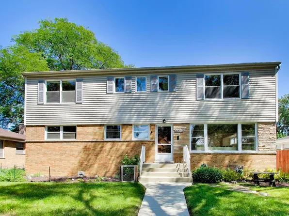 9433 Kildare Ave, Skokie, IL 60076