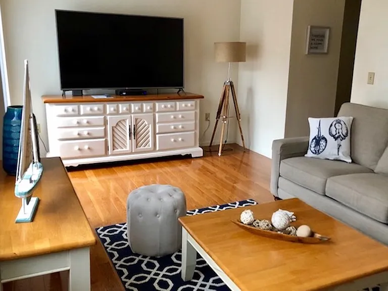 226 Goddard Row — Photo 3