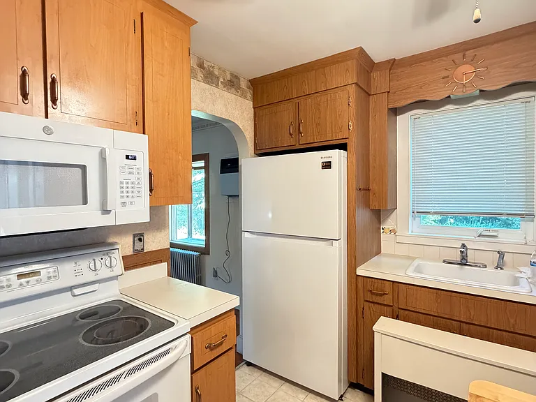 67 Park Ave — Photo 12