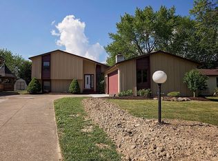 4101 Woodstock Dr, Lorain, OH