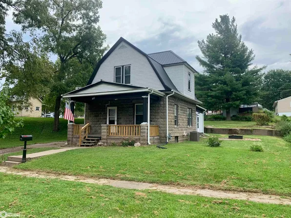 410 S Starr Ave, Burlington, IA 52601