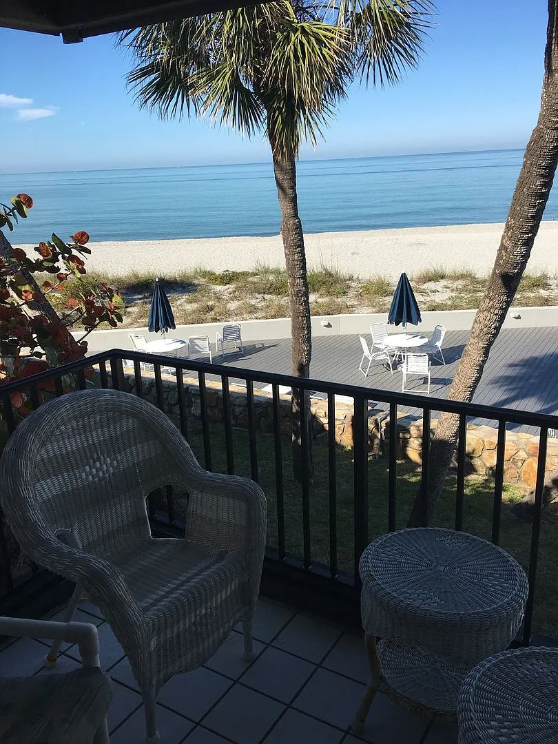 1BR/1BA Gulfview Condo in Bahai Vista Gulf — Photo 2