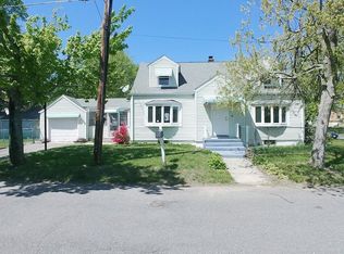 16 Devonshire Rd, Springfield, MA 01109