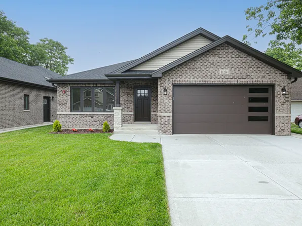 11234 S Lawler Ave, Alsip, IL 60803