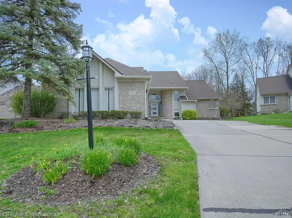 28863 Hidden Trl, Farmington Hills, MI 48331