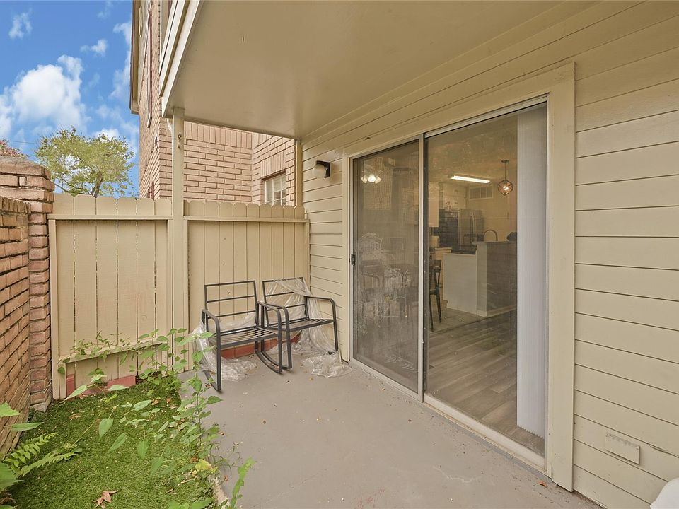 1st image of 2120 El Paseo St APT 3103