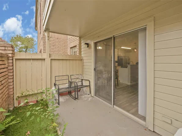 2120 El Paseo St APT 3103, Houston, TX 77054