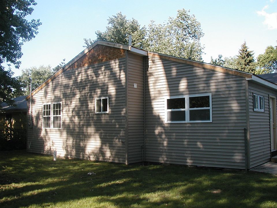 2nd image of 15640 Lawndale Ave