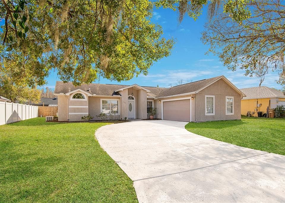 1st image of 116 WHITE BIRCH DRIVE