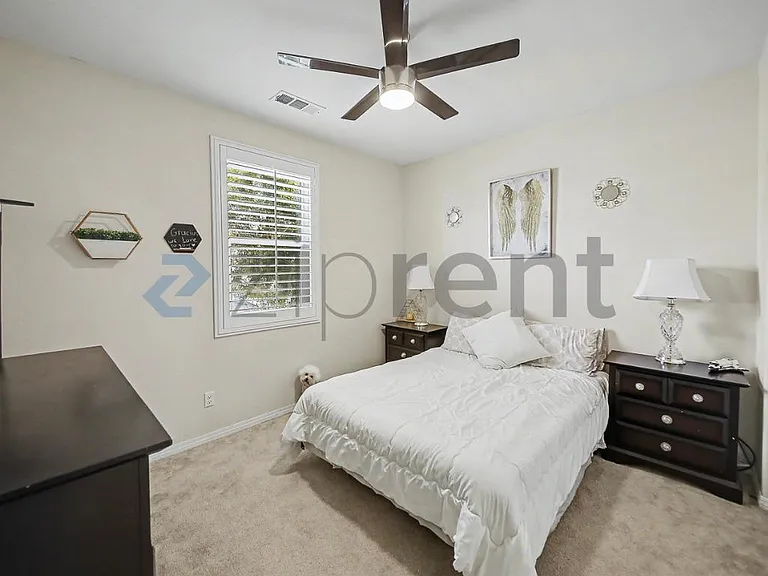 5394 Delaney Way — Photo 14